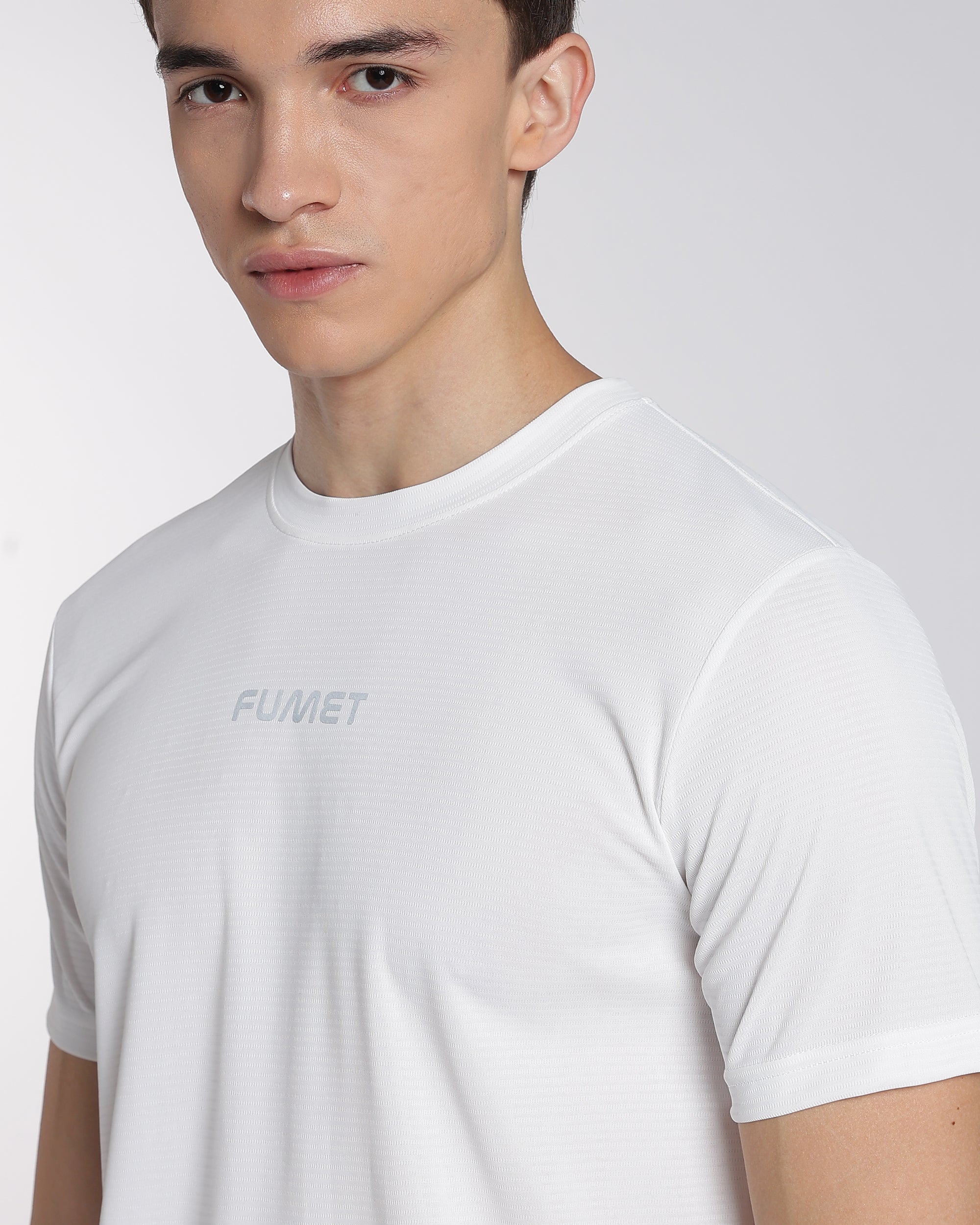 Men's Apex Half Sleeve T-shirt Off-White